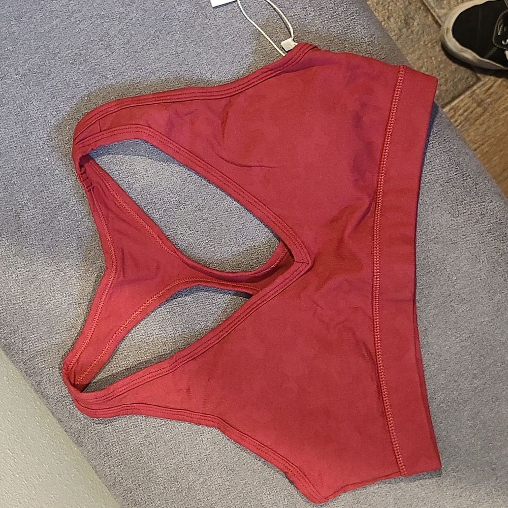 Buffbunny confidential sports bras NWT small